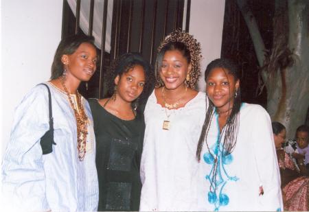 African gyallllllllz ....