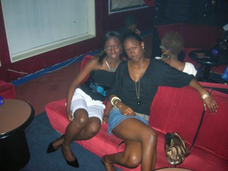 Hou & Nedia